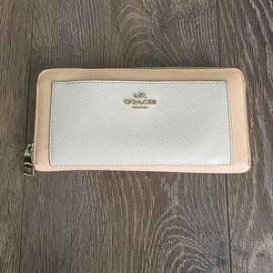 Coach New York peachy pink and white leather